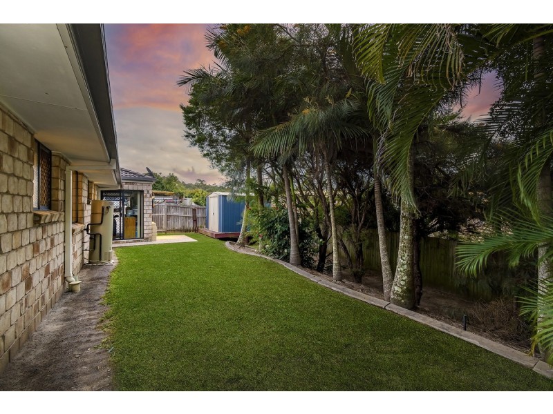 2/32 Bushgum Crescent, Upper Coomera QLD 4209