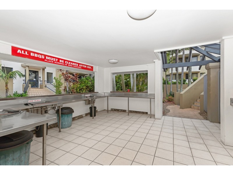 231/392 Marine Parade, Labrador QLD 4215