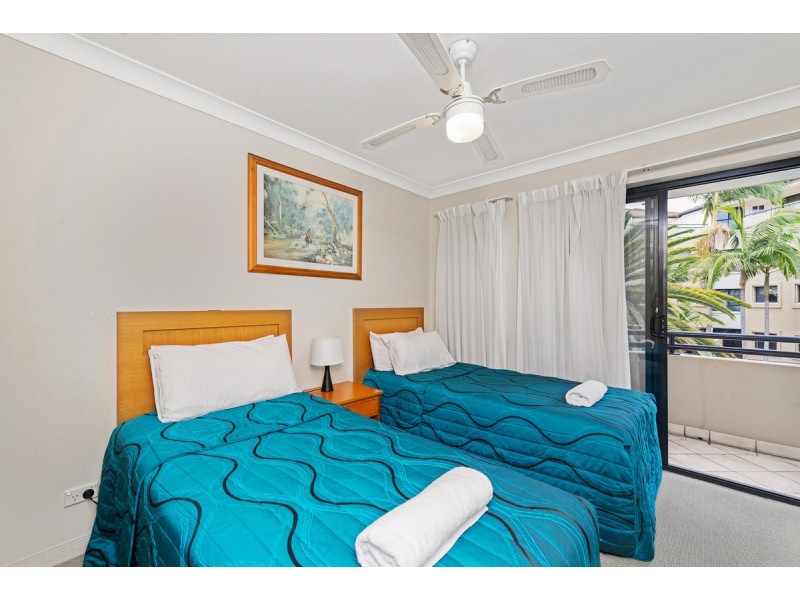 231/392 Marine Parade, Labrador QLD 4215
