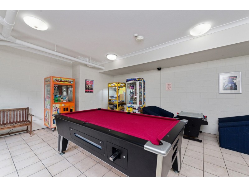 231/392 Marine Parade, Labrador QLD 4215