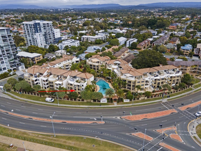 231/392 Marine Parade, Labrador QLD 4215