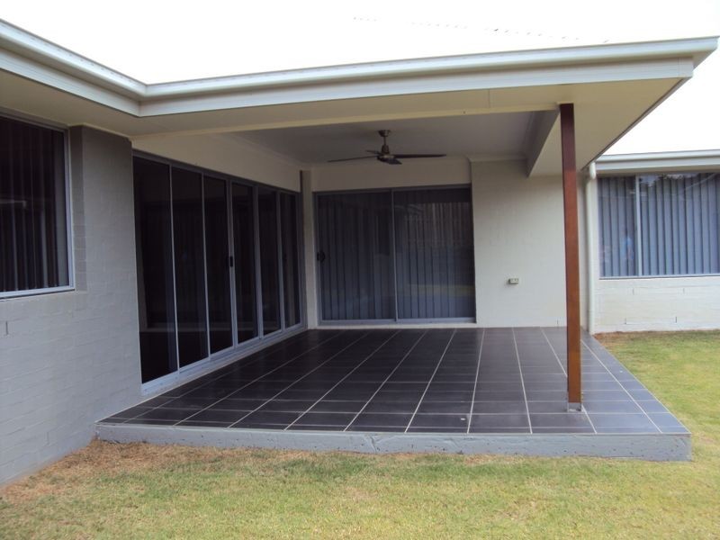 13 Daintree Drive, Coomera QLD 4209