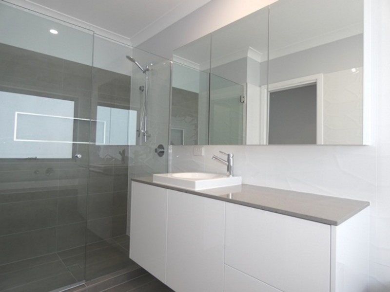 61 Wimmera Crescent, Upper Coomera QLD 4209