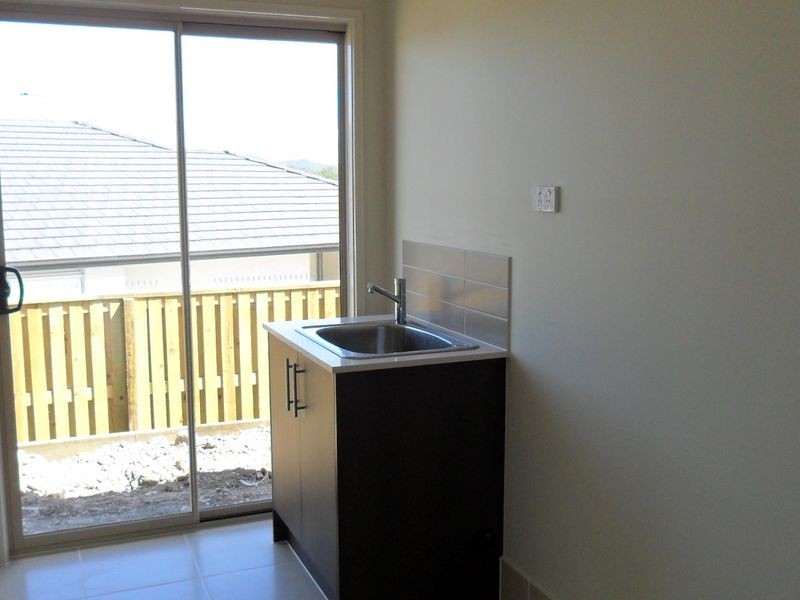 12 Coomerong Crescent, Upper Coomera QLD 4209