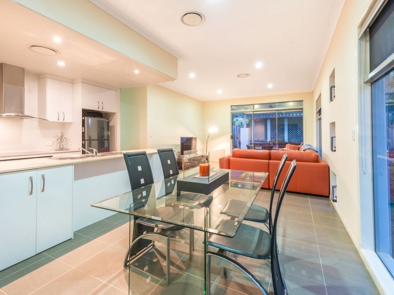 32 Candlebark Circuit, Upper Coomera QLD 4209