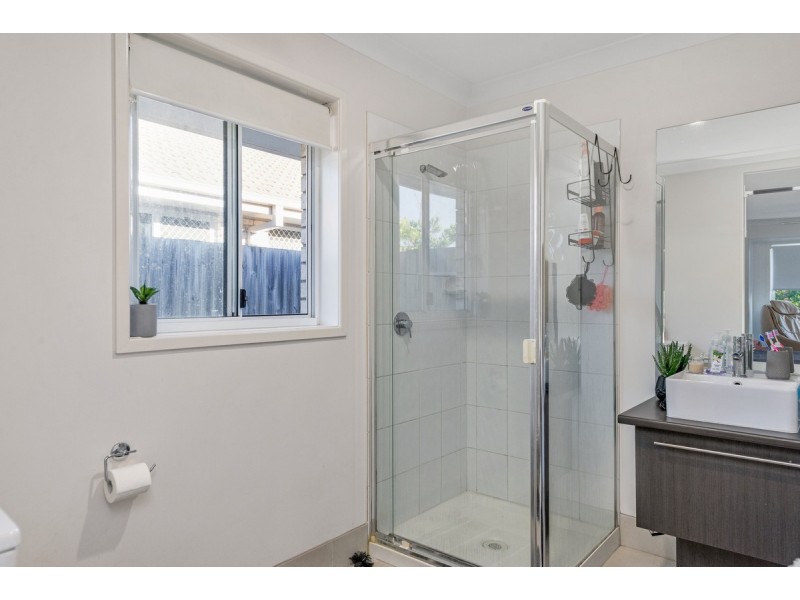 7 John Crescent, Pimpama QLD 4209
