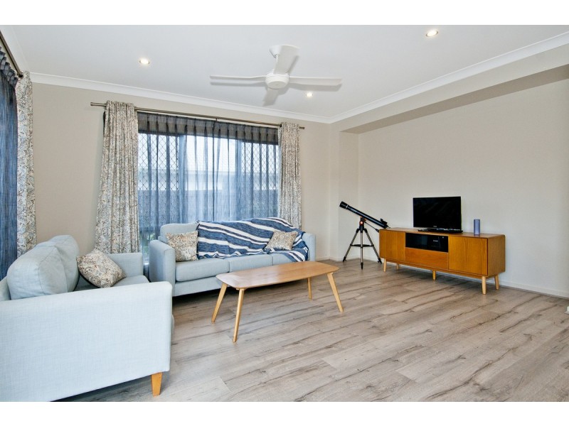 53 Landsdowne Drive, Ormeau Hills QLD 4208