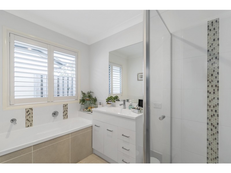 19 Wolseley Way, Upper Coomera QLD 4209