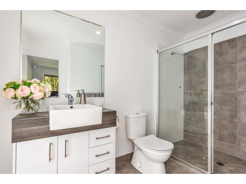 2 Beadman Street, Willow Vale QLD 4209