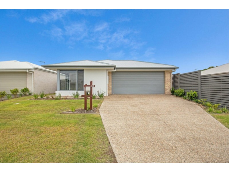 32 Bayside Avenue, Jacobs Well QLD 4208