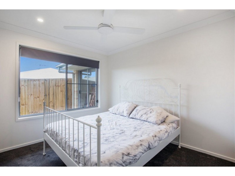 32 Bayside Avenue, Jacobs Well QLD 4208
