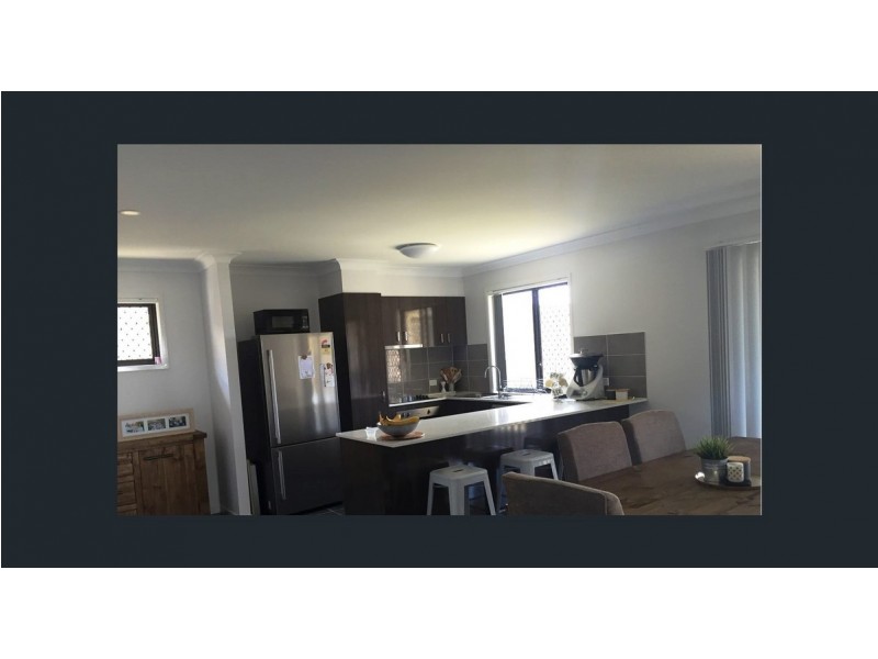 33 Percy Earl Crescent, Pimpama QLD 4209