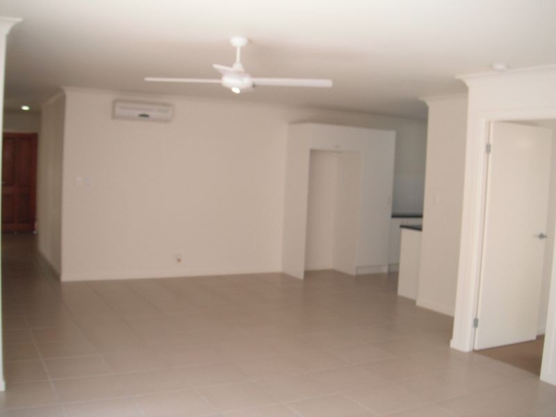 1/21 Murray Circuit, Upper Coomera QLD 4209