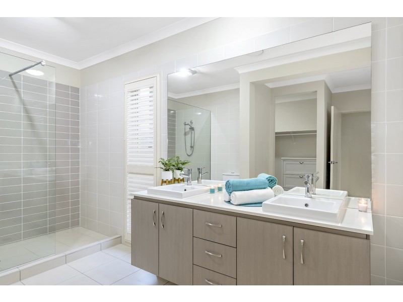 19 Nightjar Drive, Upper Coomera QLD 4209