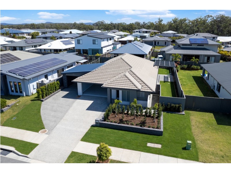 62 Azure Way, Pimpama QLD 4209