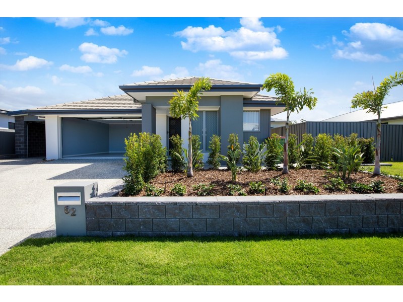 62 Azure Way, Pimpama QLD 4209