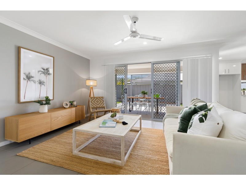 62 Azure Way, Pimpama QLD 4209