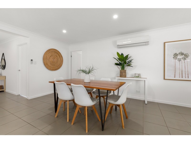 62 Azure Way, Pimpama QLD 4209