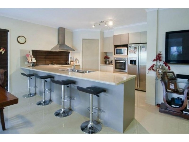 16 Olivevale Street, Ormeau QLD 4208