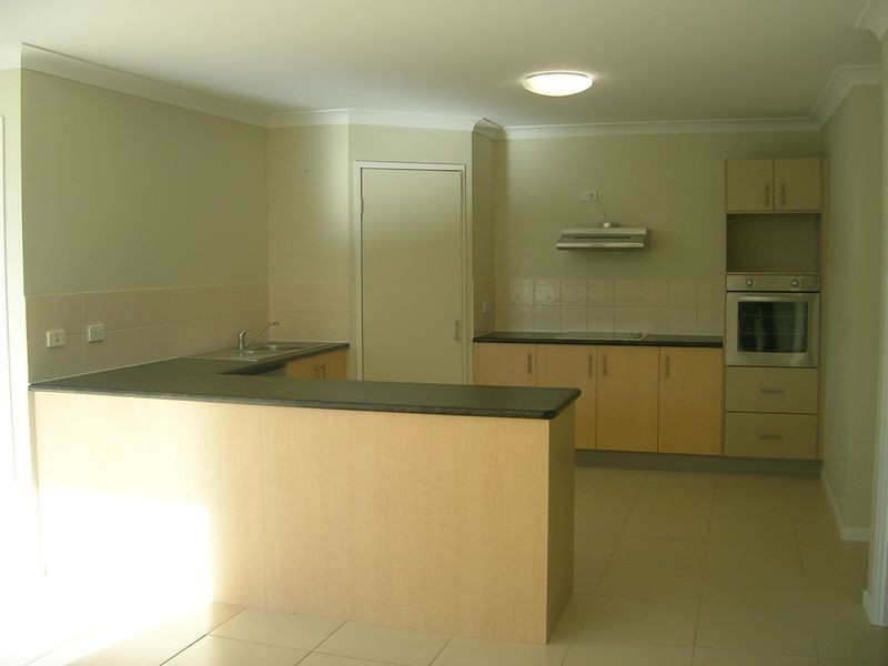 2/14 Jacob Court, Upper Coomera QLD 4209