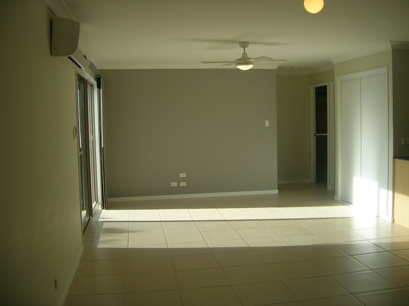 2/14 Jacob Court, Upper Coomera QLD 4209