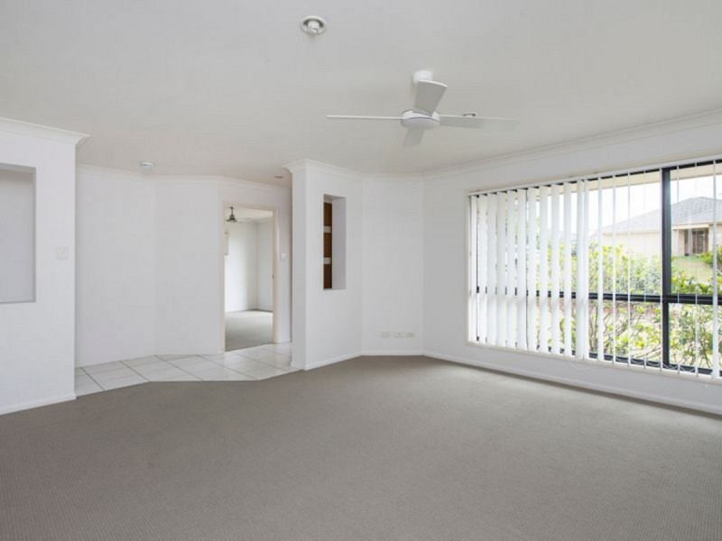 8 Madeline Place, Ormeau QLD 4208