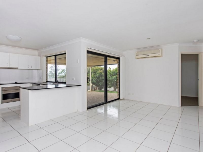 8 Madeline Place, Ormeau QLD 4208