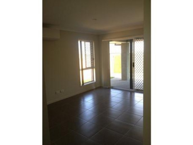 26 Yarrambat Rise, Upper Coomera QLD 4209