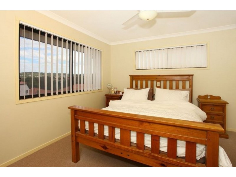 17/141 Pacific Pines Boulevard, Pacific Pines QLD 4211