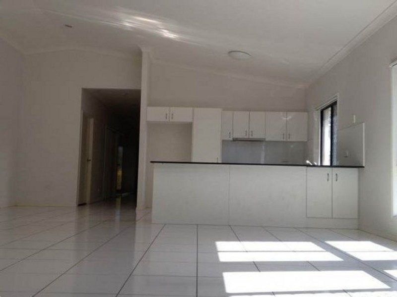 10 Santana Road, Coomera QLD 4209