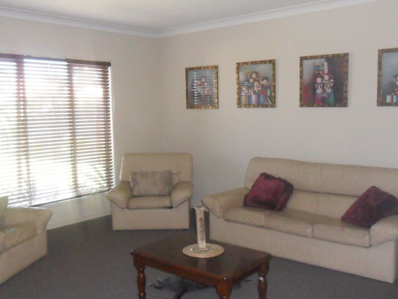 24 Rushcutter Avenue, Oxenford QLD 4210