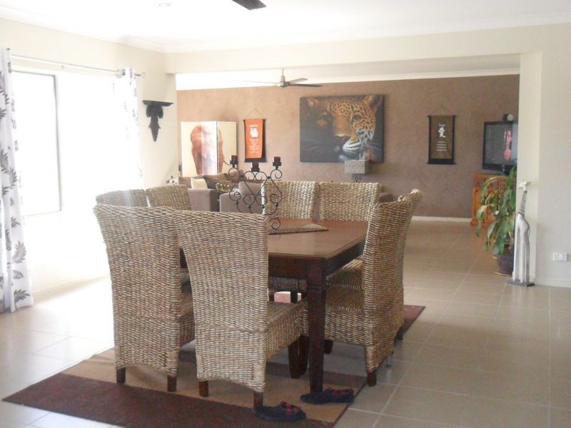 24 Rushcutter Avenue, Oxenford QLD 4210