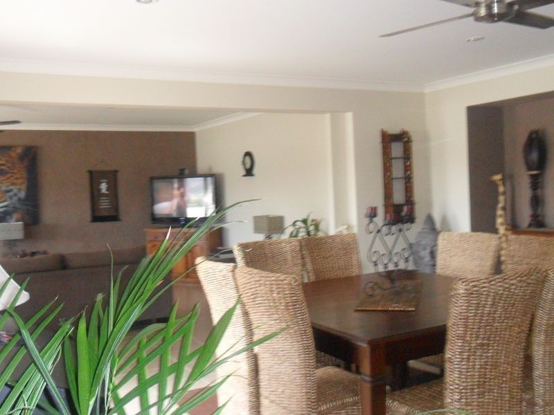 24 Rushcutter Avenue, Oxenford QLD 4210