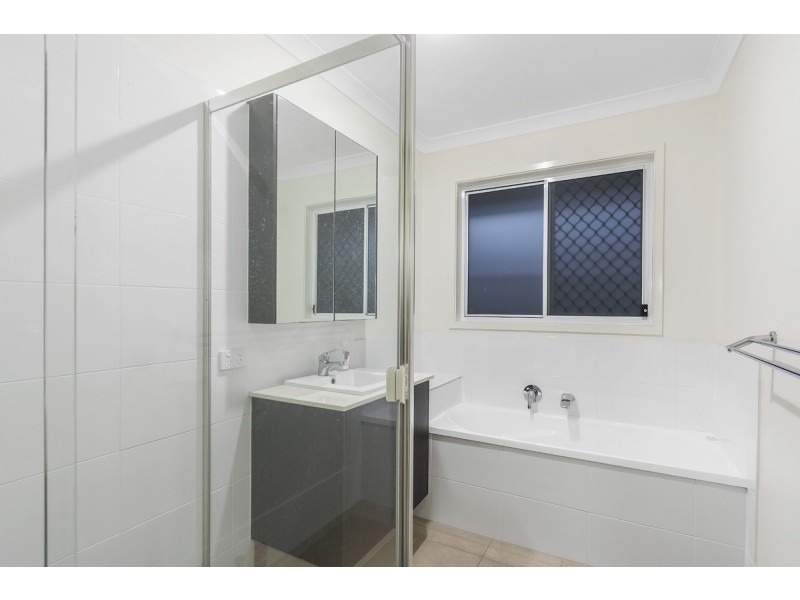 76 Yarrambat Rise, Upper Coomera QLD 4209