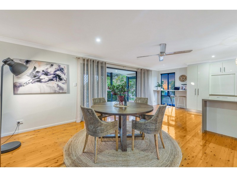 29 Akoonah Street, Hope Island QLD 4212