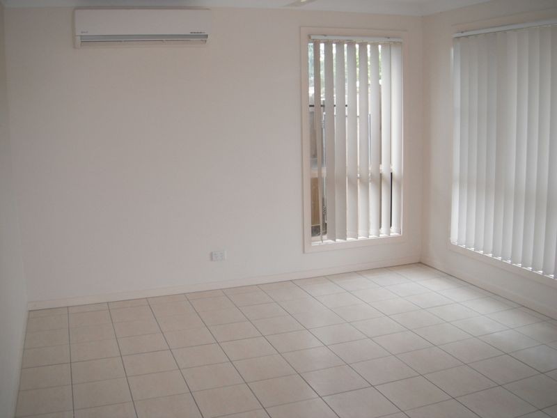 2 Kingfisher Court, Coomera QLD 4209