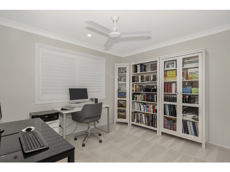 9 Betty Street, Upper Coomera QLD 4209