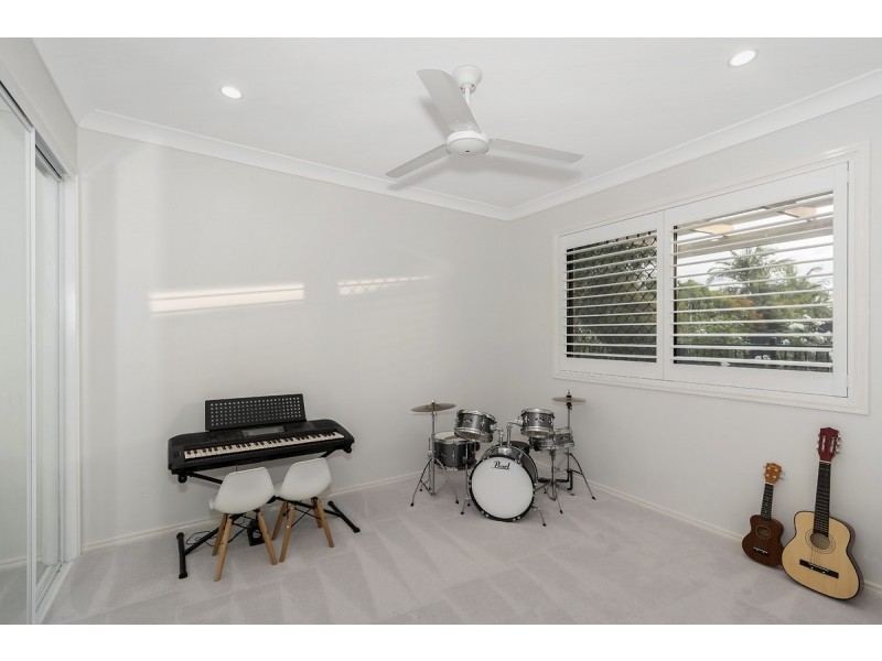 9 Betty Street, Upper Coomera QLD 4209