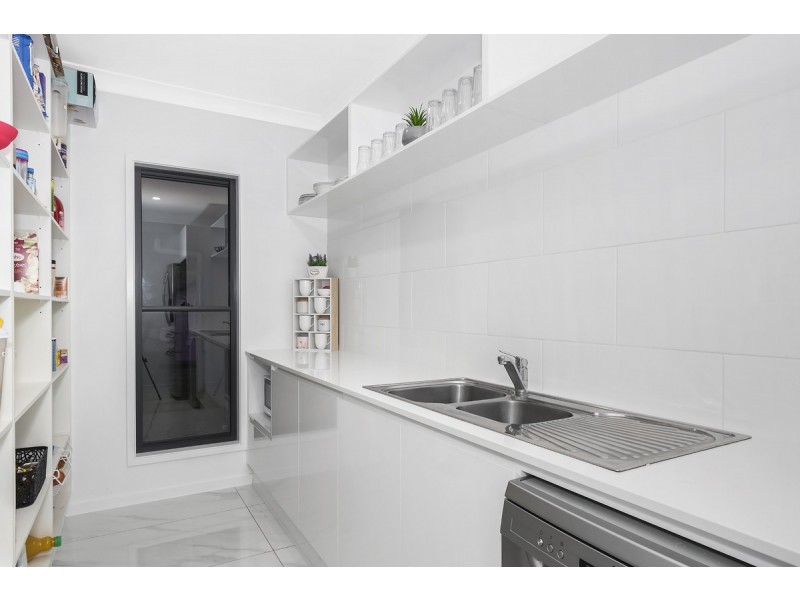 117 Burley Griffin Drive, Maudsland QLD 4210