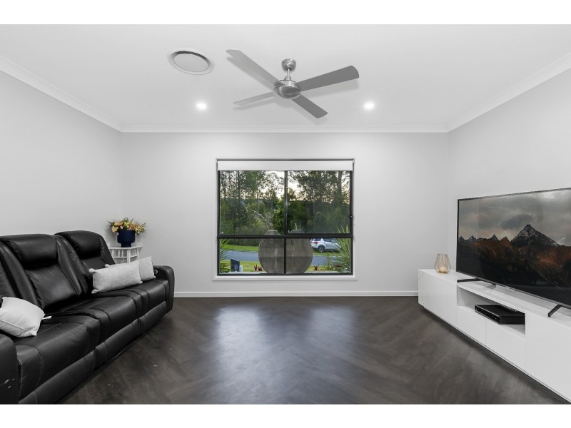 117 Burley Griffin Drive, Maudsland QLD 4210