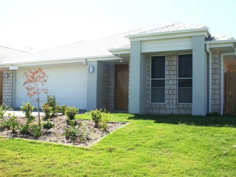 18 Cottrell Drive, Pimpama QLD 4209