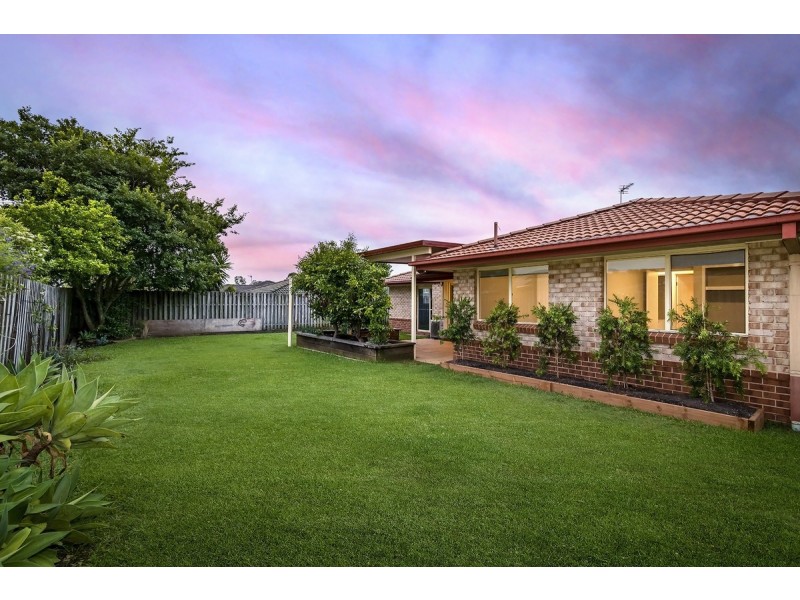 6 River Heights Road, Upper Coomera QLD 4209