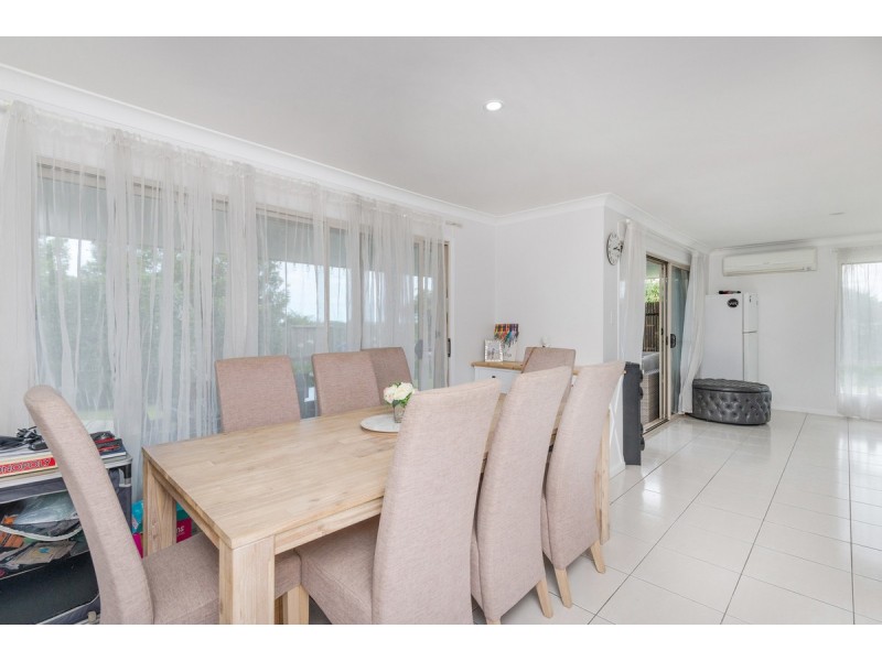 8 Cashew Court, Upper Coomera QLD 4209