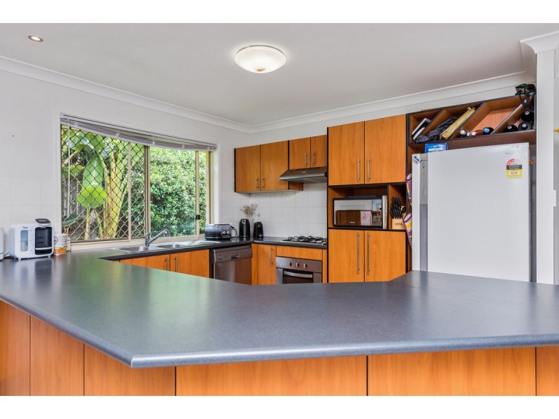 16 Cranberrie Crescent, Pimpama QLD 4209