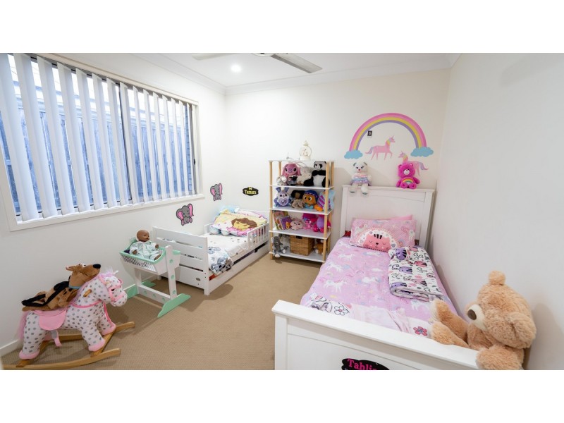 8 Banksia Terrace, Coomera QLD 4209