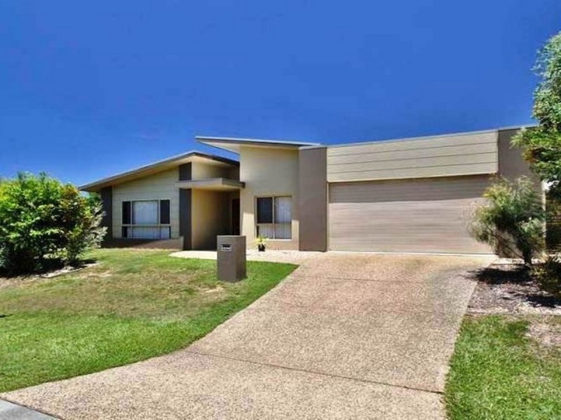 3 Paradise Drive, Coomera QLD 4209