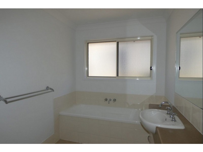 15 Mitchell Street, Upper Coomera QLD 4209