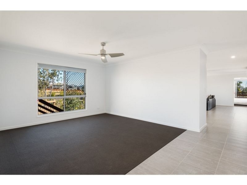 14 Lady Musgrave Drive, Springfield Lakes QLD 4300