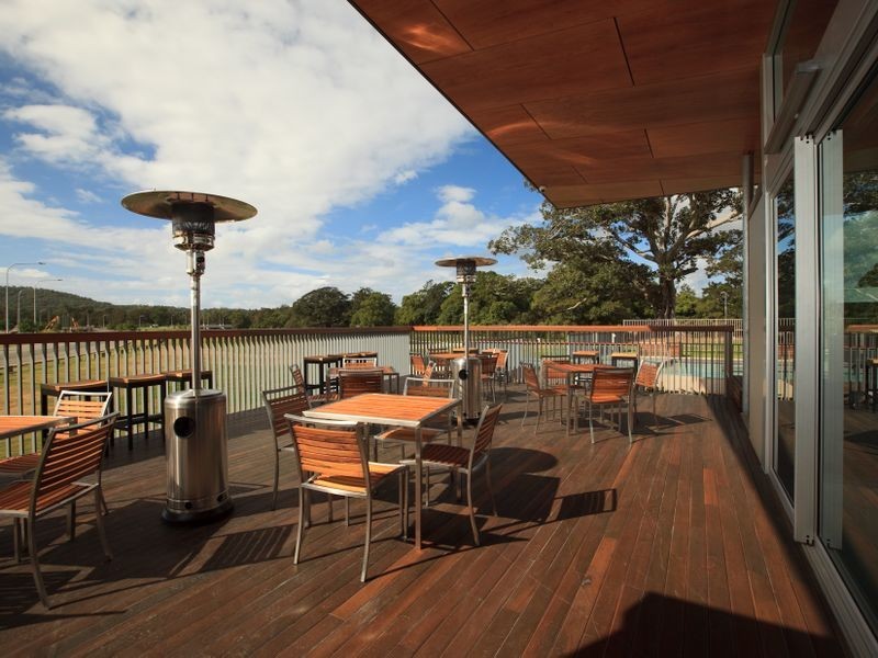 9 Meadow Court, Maudsland QLD 4210