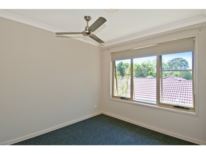 2/36 Armani Avenue, Pimpama QLD 4209